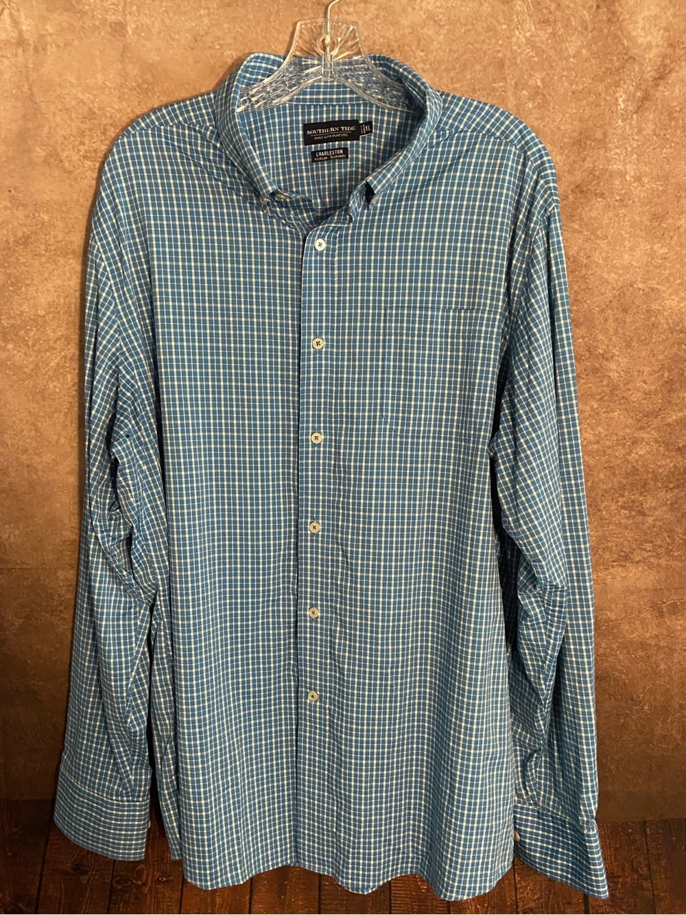 Southern Tide-blue/white check long sleeve button down, men’s size XL-EUC